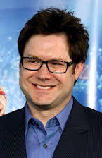 Josh Gordon som Director