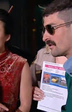 Minglie Chen as Young Woman