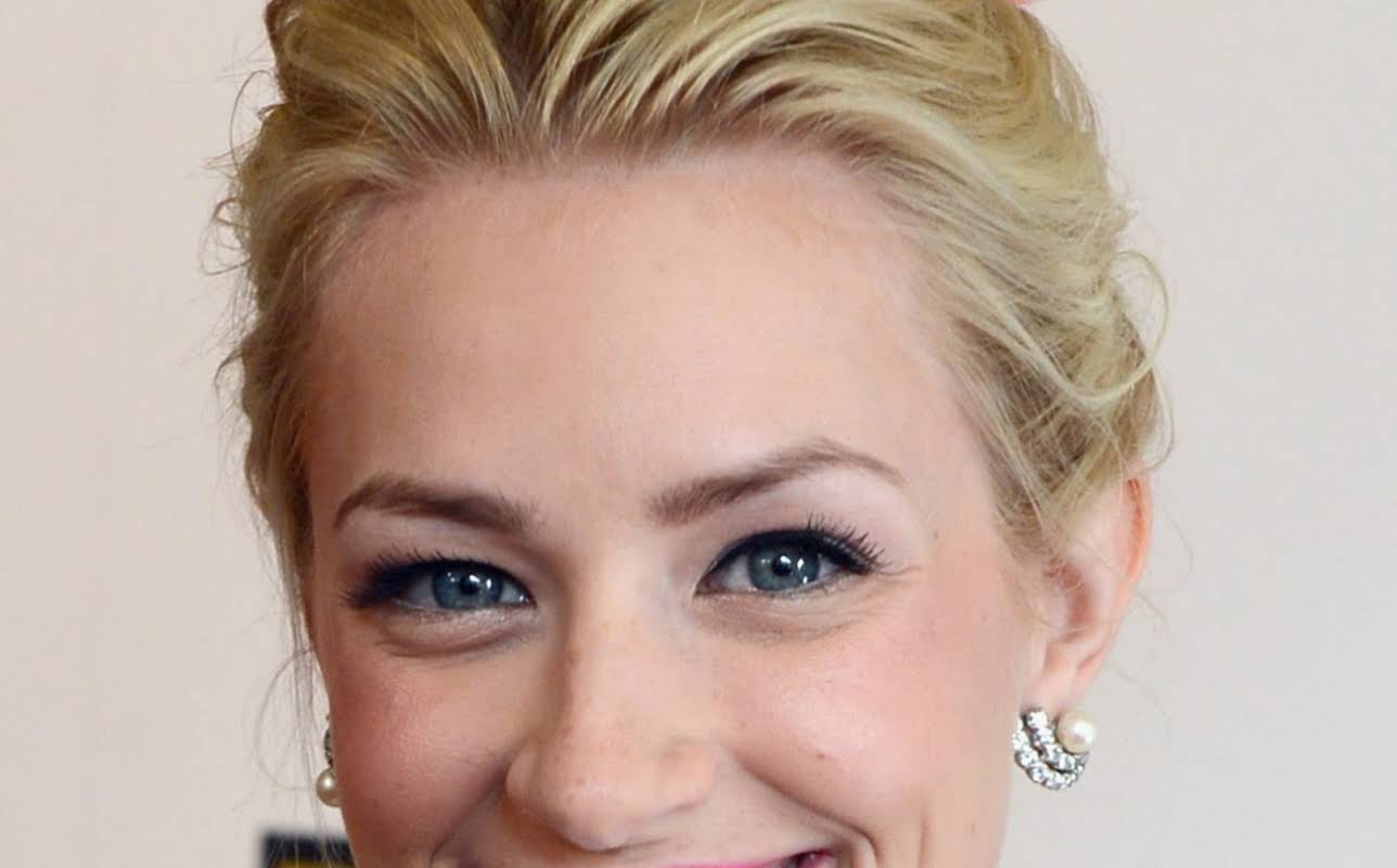 Beth Behrs