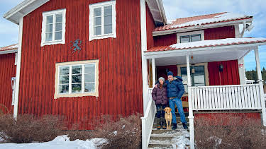 08:00: Det sit i veggane: Malin Berghagen | NRK 1 | 3/28 2026
