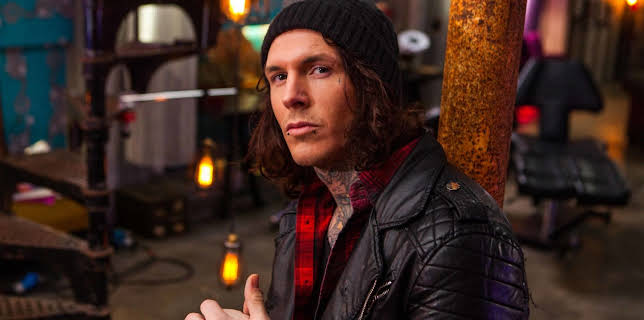 12:00: Tattoo Fixers - Die Cover Up-Profis | Sixx | 12/24 2025