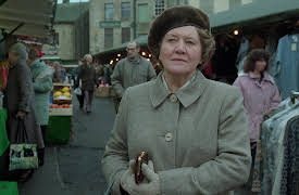 Hetty Wainthropp Investigates, Season 1: The Bearded Lady