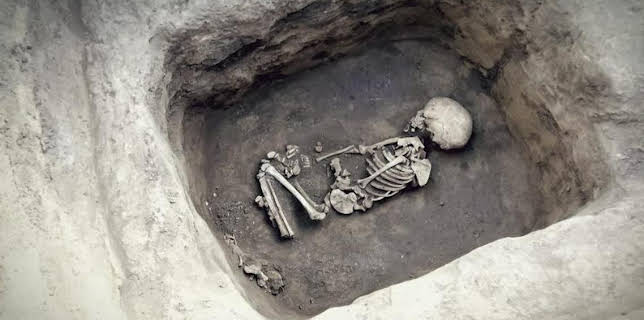 2:00 AM: Ancient Unexplained Files (S1) | Discovery Channel | 3/10 2026