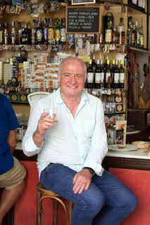 19:00: Rick Stein: Escapadas fin de semana: Viena | Canal 33 | 3/30 2026