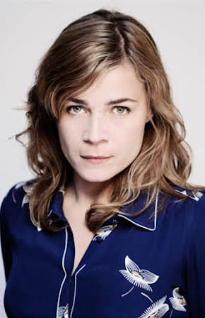 Blanche Gardin as 