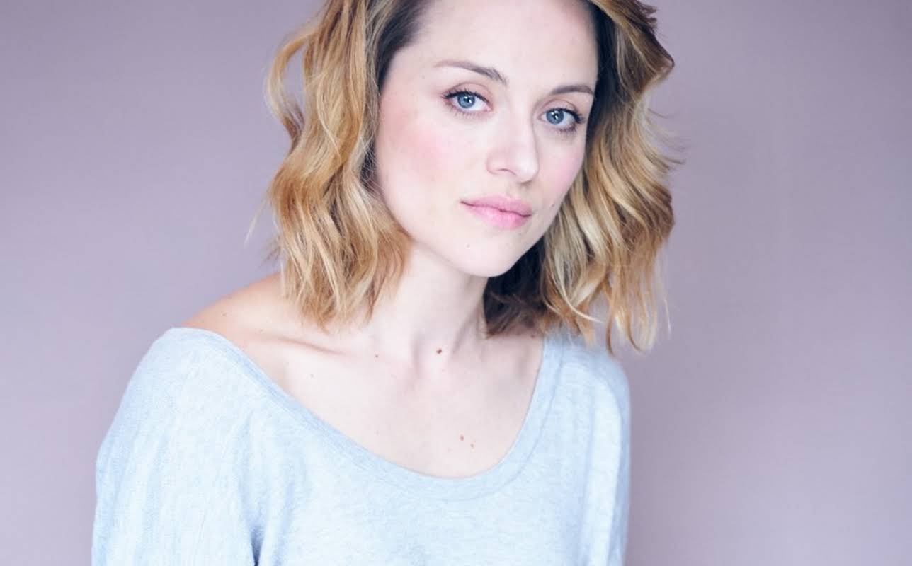 Zoë Tapper	