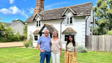 3:00 PM: Escape to the Country (S25) | BBC One | 6/6 2026