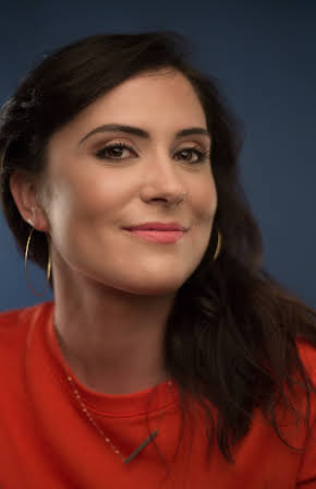 Anais Fairweather as 