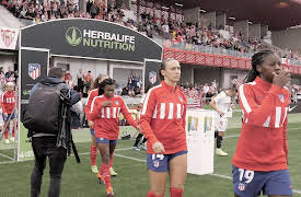 Another Way of Living: Atlético de Madrid.: Chapter 1