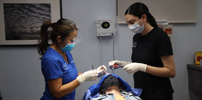 01:35: Dr. Pimple Popper (S5 E12) (S5) | TLC | 11/25 2025