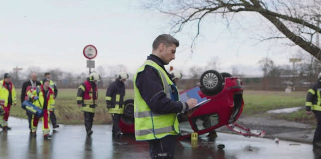 17:00: NOTRUF | Sat1 | 1/8 2026