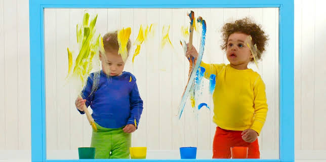 17:00: Minimaanah | NRK Super | 10/28 2025