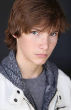 Gabe White som Mitch Strobel