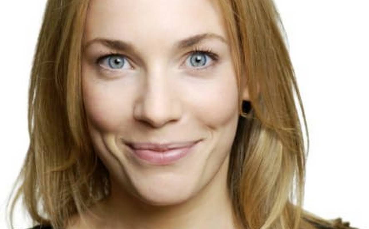 Laura Main