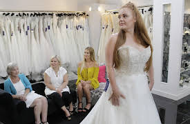 Say Yes to the Dress UK: Episode 17