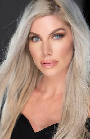 Stefanie Bloom as 
