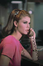 Wende Wagner como Tina