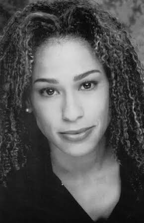 Angela Shelton as Regina Devereaux