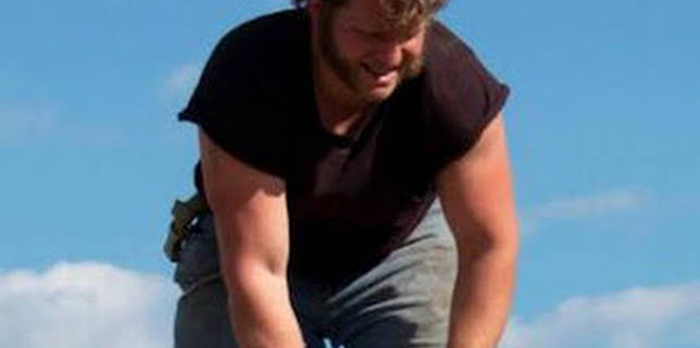 09:45: Mi familia vive en Alaska: Bear conoce chica | Discovery | 3/5 2026