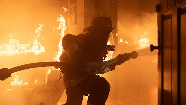 19:00: Chicago Fire (S13 E18) (S13) | Viasat Series | 4/27 2026