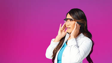 20:30: Dr Pimple Popper: Breaking Out (S1 E13) (S1) | FEM | 4/1 2026