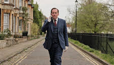 Professor T (S04/E01)