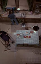 Claudia Bryar como Mrs. Harmon