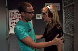 It's Always Sunny in Philadelphia Season 1: Gun Control