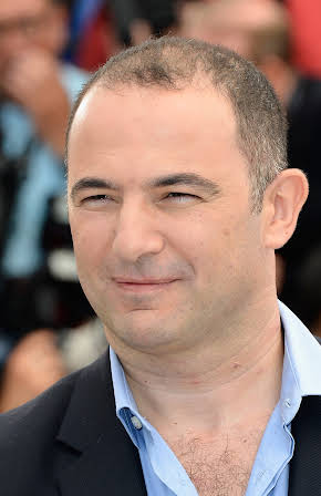 Mohamed Hamidi as Director