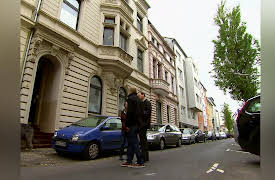 House Hunters International: Volume 1: Renovated Flats in Cologne