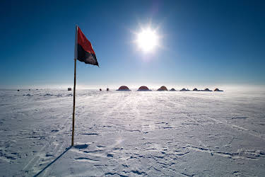 14:55: Die Stadt unter dem Eis - Kalter Krieg auf Grönland | ZDFinfo | 3/31 2026
