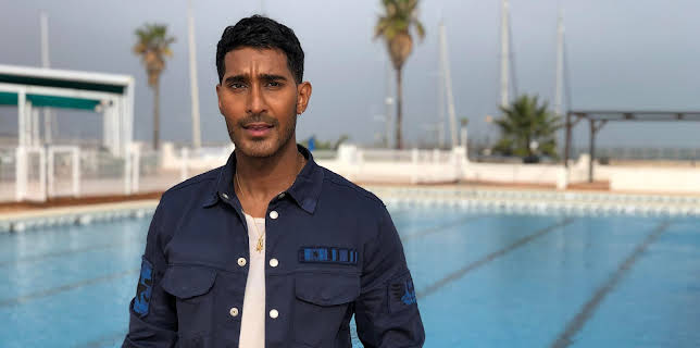 1:40 PM: A Place in the Sun | More 4 | 2/7 2026