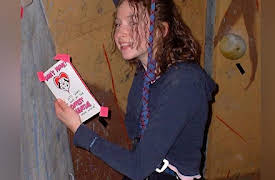 House Hunters International: Best of Central America Volume 1: Family of Six in Belize