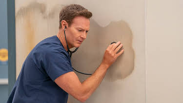 16:00: St. Denis Medical (S1 E11) (S1) | TV6 | 5/4 2026