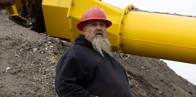 9:00 AM: Hoffman Family Gold (S2) | Discovery Channel | 3/18 2026