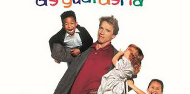 22:00: Poli de guardería | Comedy Central | 3/4 2026