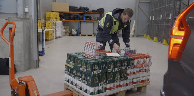 17:30: Toll | TV 2 Zebra | 11/9 2025