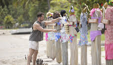 Ungkaren i paradis (S10 E9)