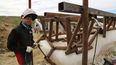 07:00: Dino Hunters (S1 E3) (S1) | Discovery Science | 3/29 2026