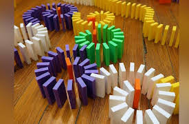 Hevesh5: College Club Goes Wild with Dominoes!