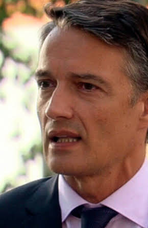 Josep Linuesa as 