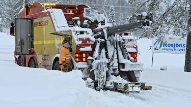 01:30: På glattisen (S12 E3) (S12) | Viasat 4 | 5/4 2026