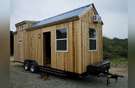 Tiny House, Big Living Season 1: Texas Tiny-House Nomads