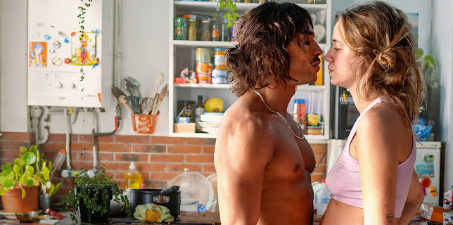 Nouveaux riches (2023)