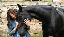 Zwei Frauen für alle Felle - Pferdeliebe