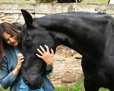 Zwei Frauen für alle Felle - Pferdeliebe