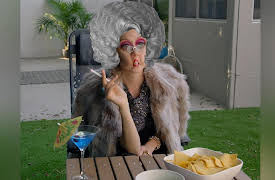 The Laura Clery Project Season 1: TMI Aunt