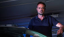 Traffic Cops (S9 E1)