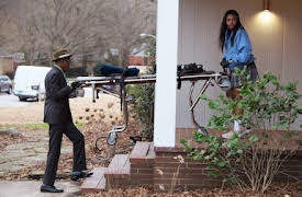 Buried by the Bernards: Con ustedes, la familia Bernard