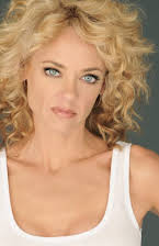 Lisa Robin Kelly as 